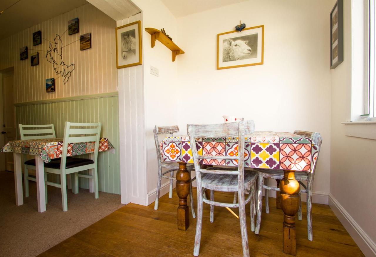 The Red Red Robin Cottage Portree Exterior photo